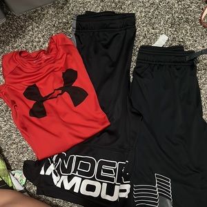 Youth XL under armour set lot